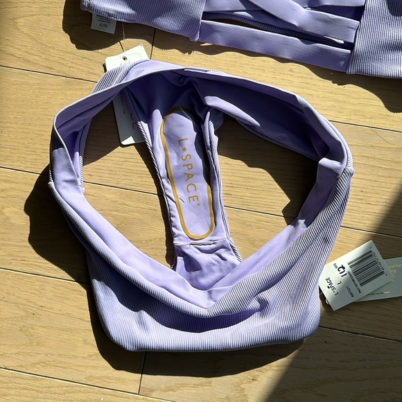 L space bikini - Picture 5 of 7